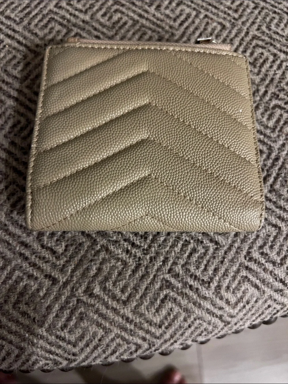 Saint Laurent Small Chevron Wallet in Metallic Gold Tone - Picture 2 of 11